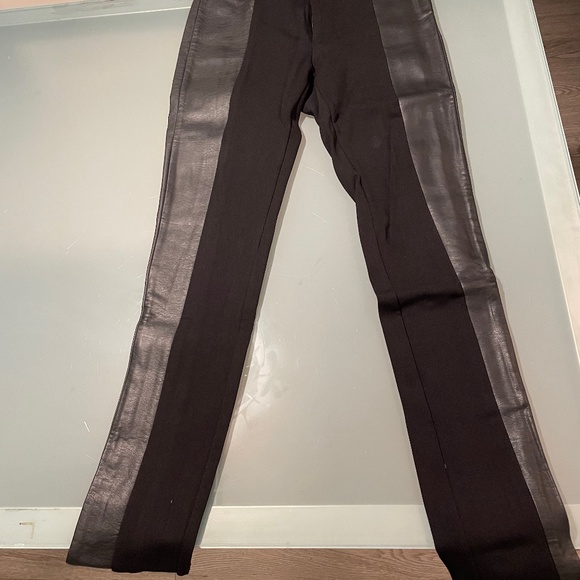 RW & Co. - Picture 1 of 3